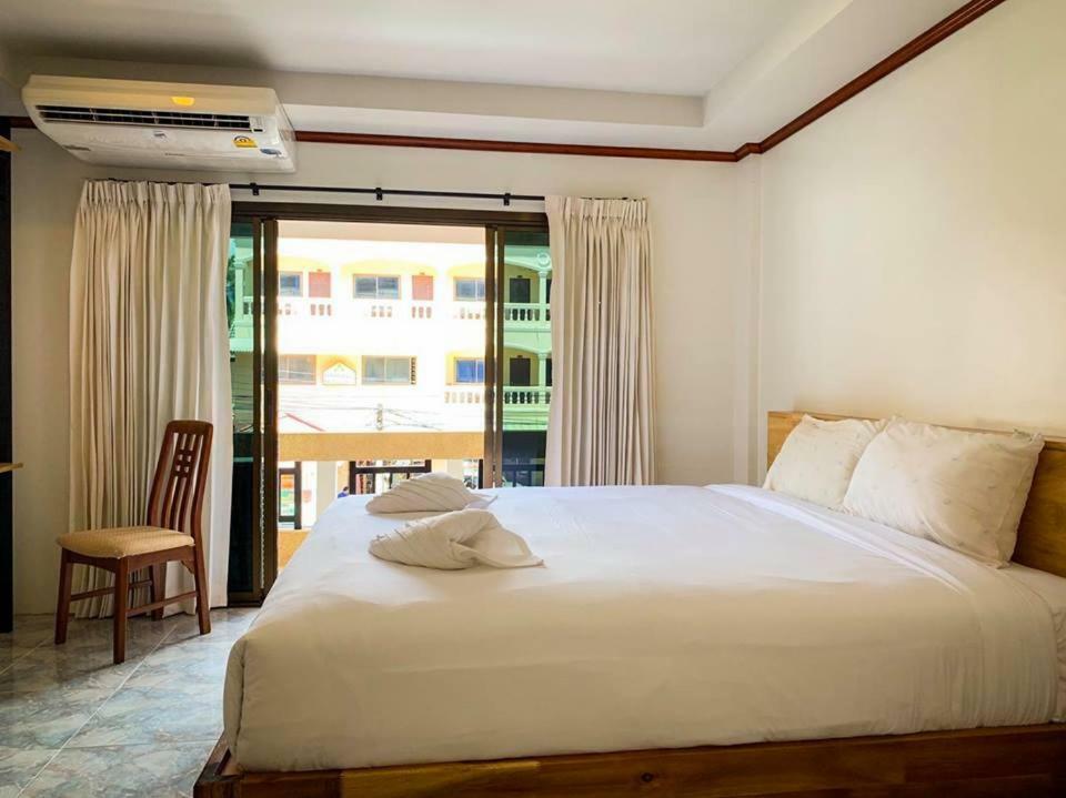 Coconut Grove Hotel Samui Praia Chaweng Exterior foto